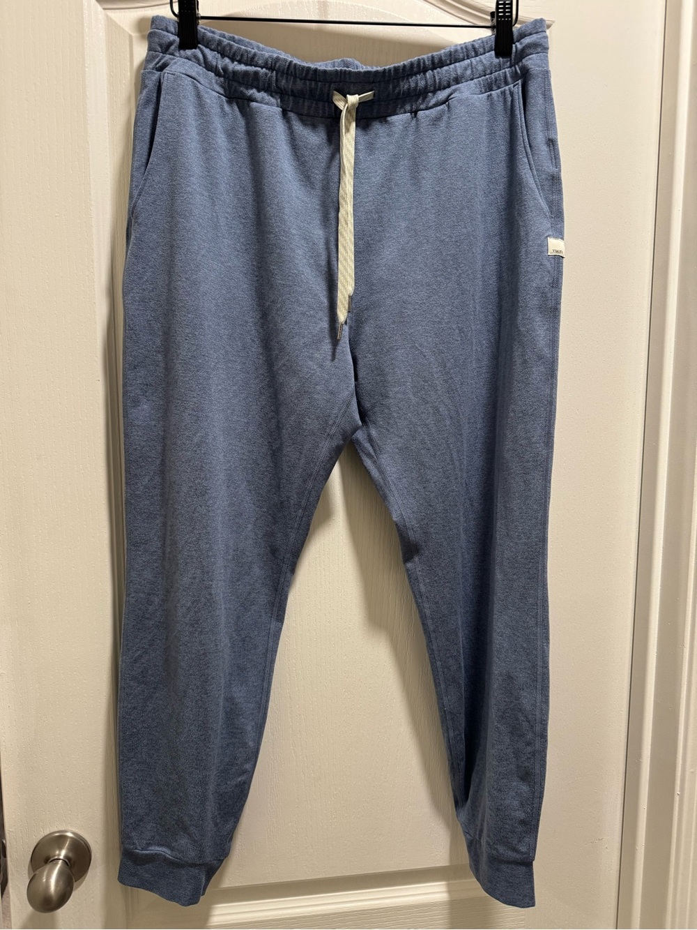Vuori Boyfriend Joggers- L